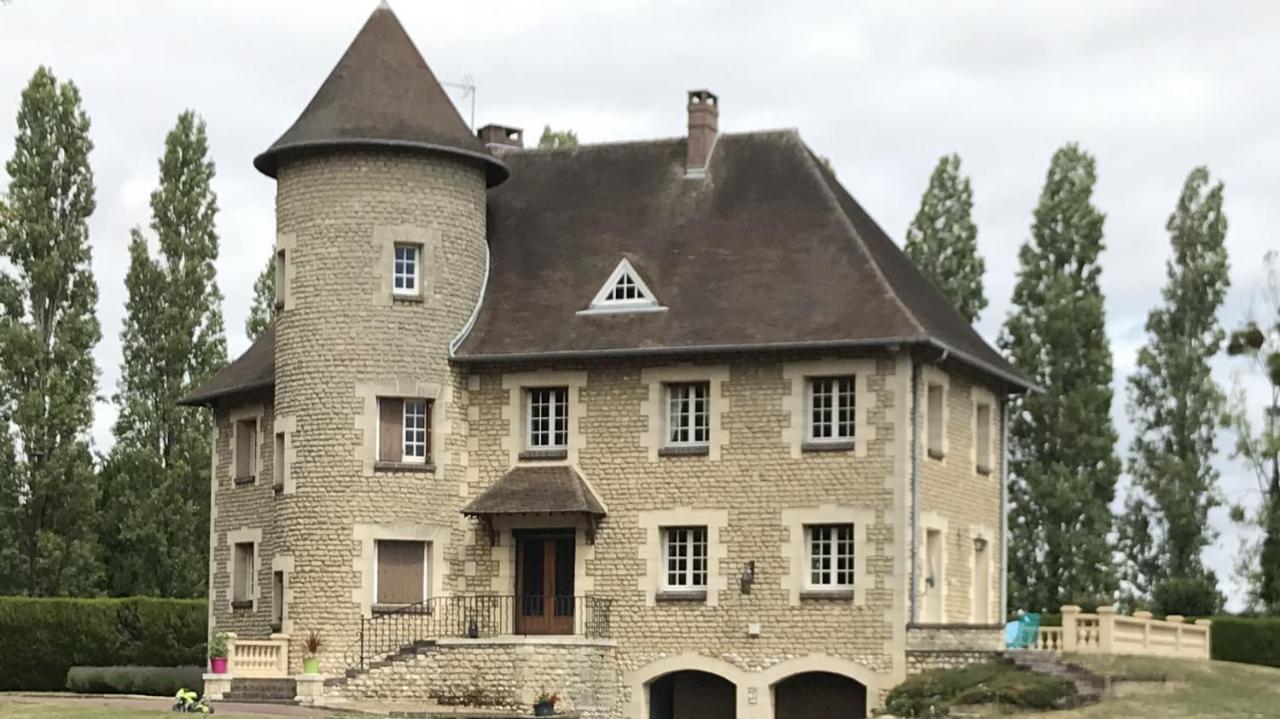 Demeure Des Carila Bed & Breakfast Heudebouville Dış mekan fotoğraf